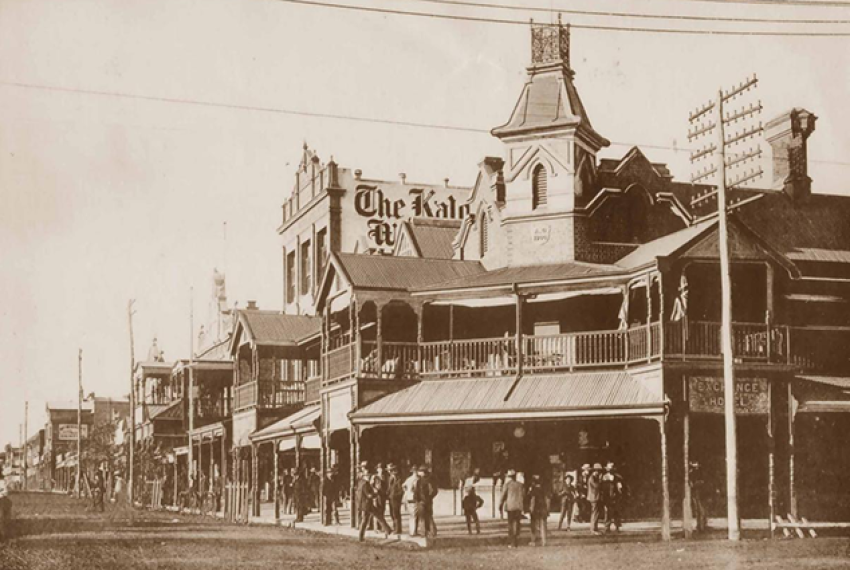 An old streetscape photograph of Kalgoorlie featuring the Exchange Hotel