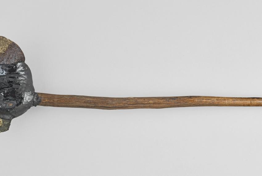 Axe (kodj). Wood, stone, resin. King George Sound, Albany, c. 1830s Oc.4768