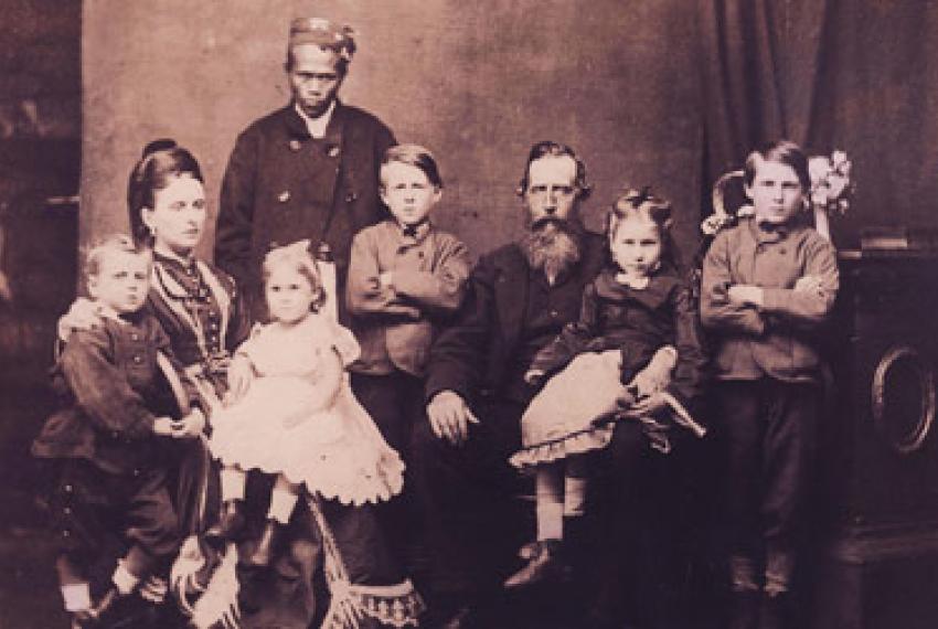 A family photo of the Broadhurst family from 1871