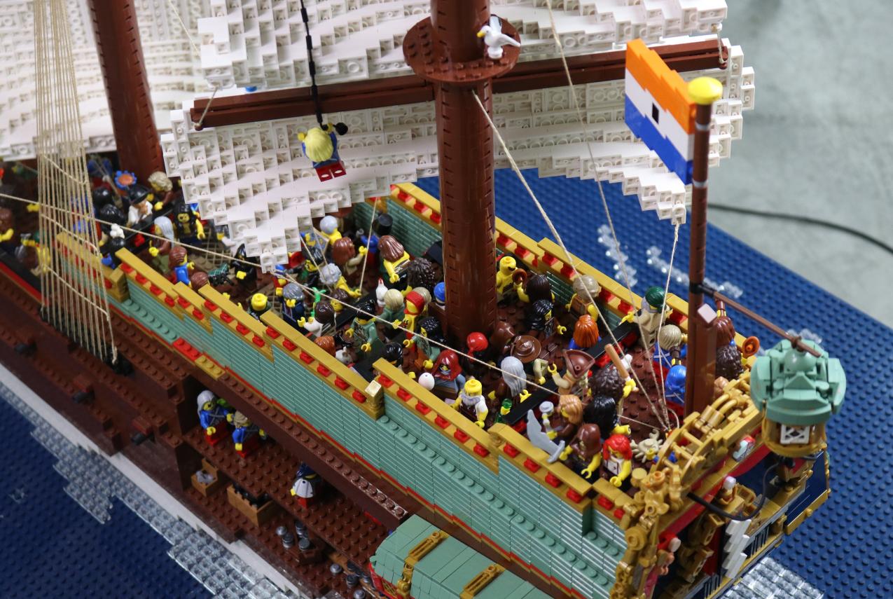 Batavia model - deck view