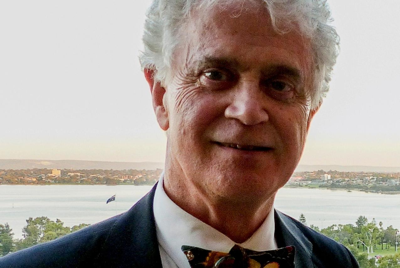 Dr Ian MacLeod