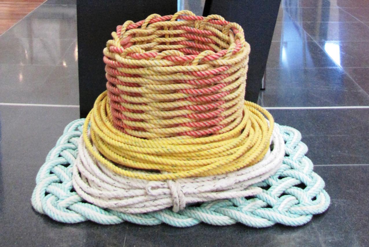 An artwork made of ropes