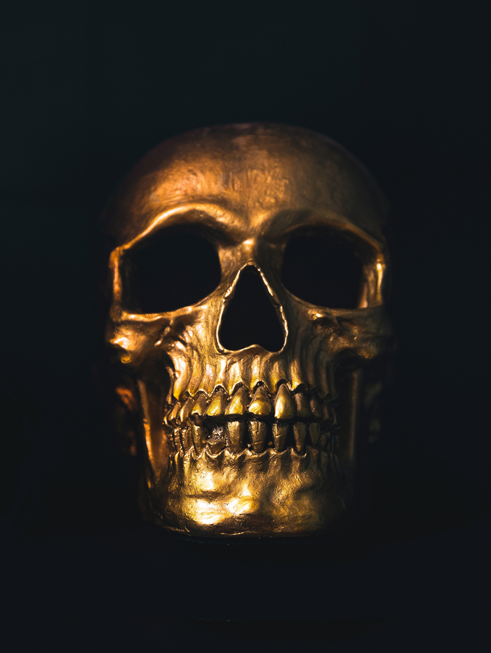 A gold skull