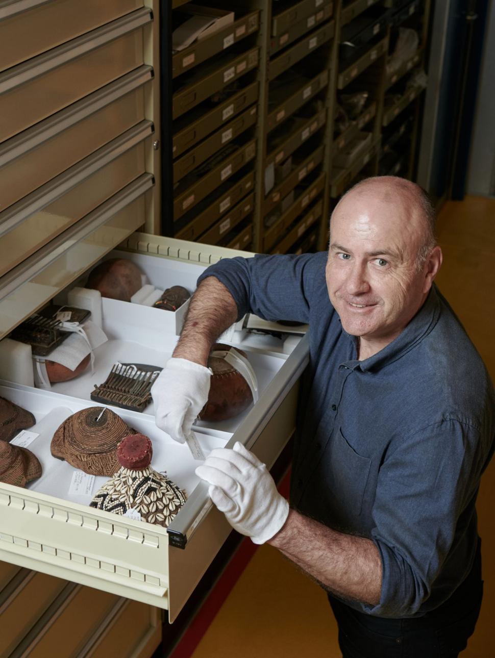 Dr Ross Chadwick