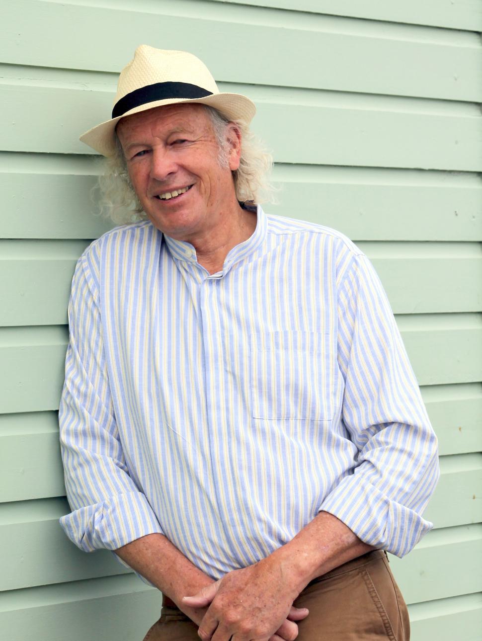 Image of local Fremantle storyteller and author Mike Lefroy