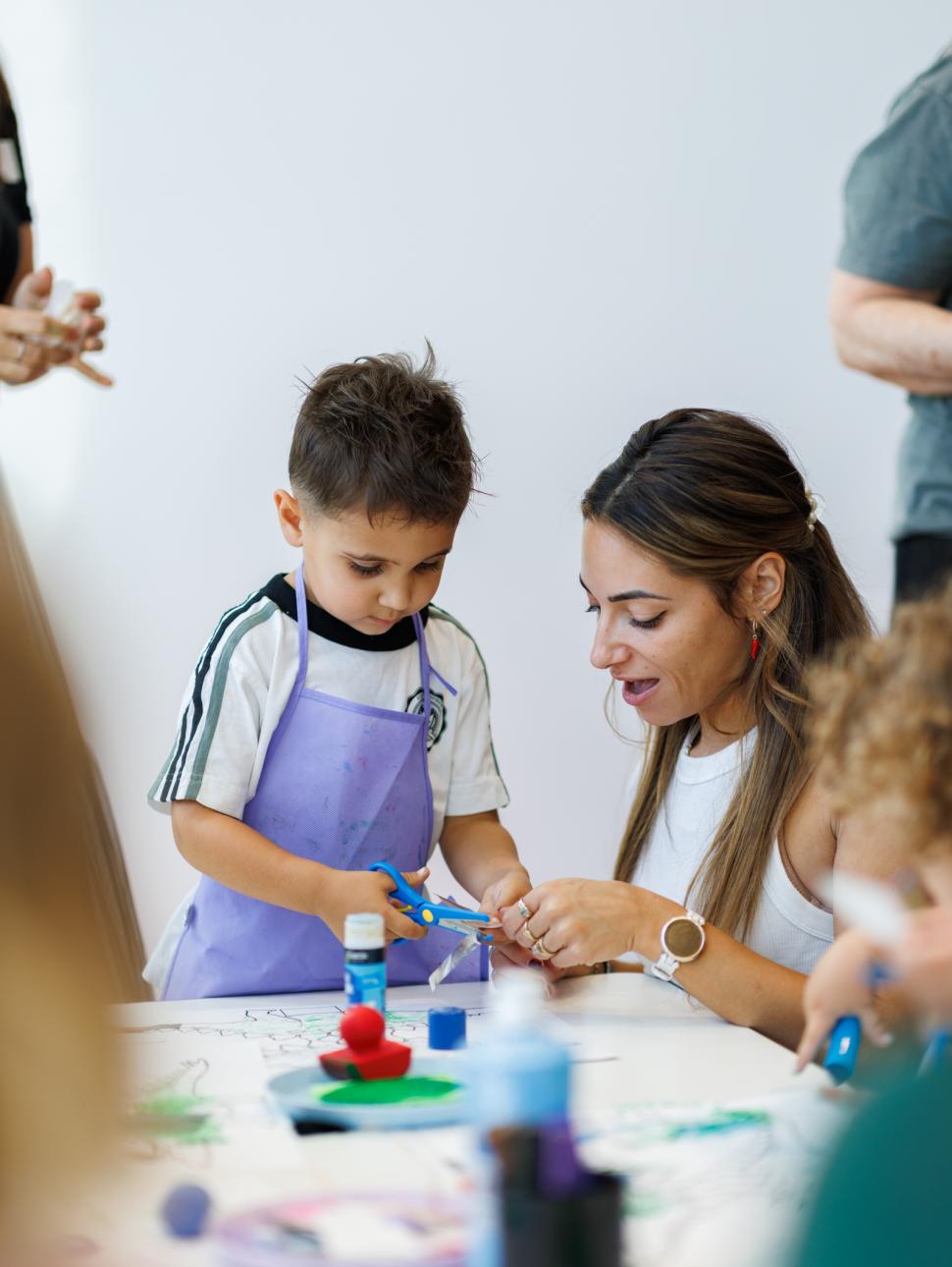a child and parent craft dinosaur activities