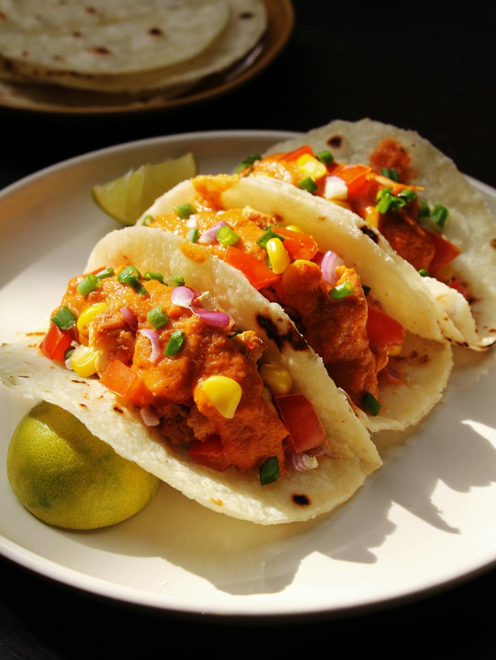 a plate of delicious mexican tacos
