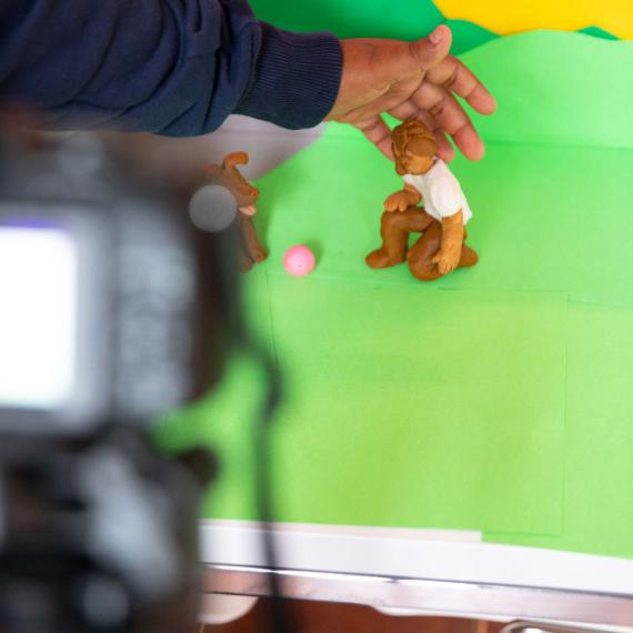Posing a plasticine figure